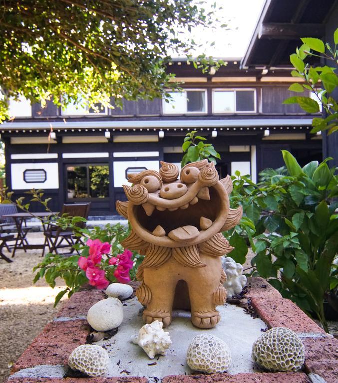 Villa Le Lotus Bleu Ishigaki  Exterior photo