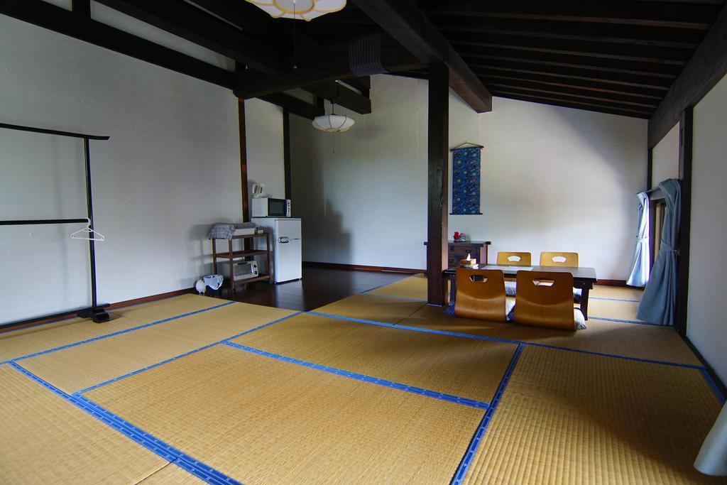 Villa Le Lotus Bleu Ishigaki  Exterior photo