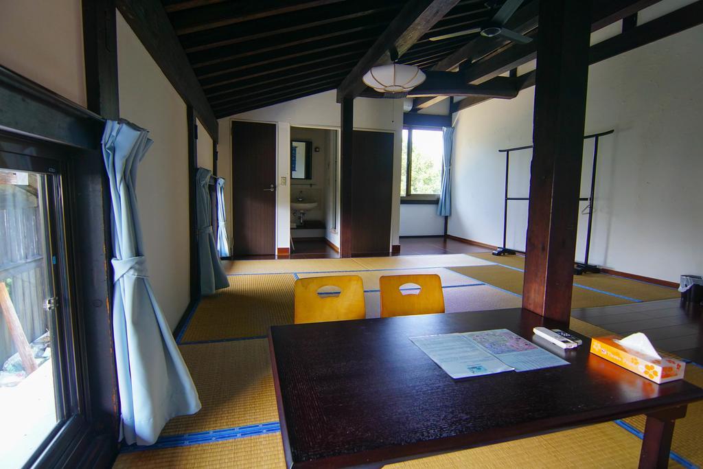 Villa Le Lotus Bleu Ishigaki  Exterior photo
