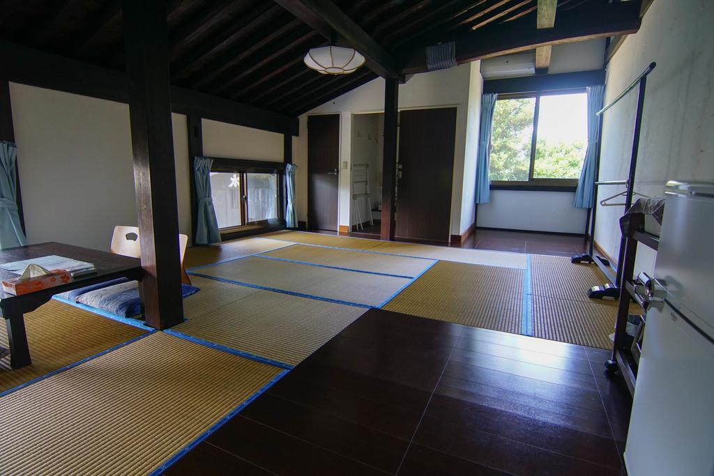 Villa Le Lotus Bleu Ishigaki  Exterior photo